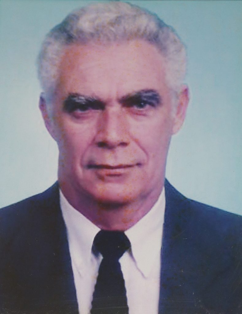 Nirlando Costa Alvarenga